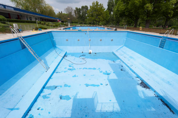 Best Commercial water damage restoration  in Templeton, CA